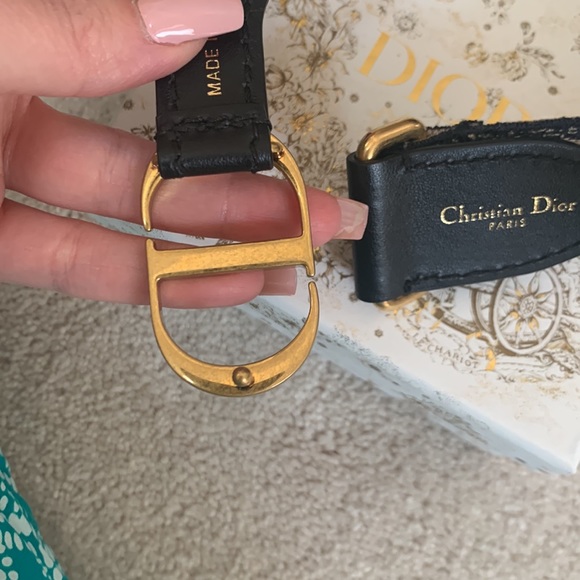 Christian Dior belt sold out online - Picture 7 of 8